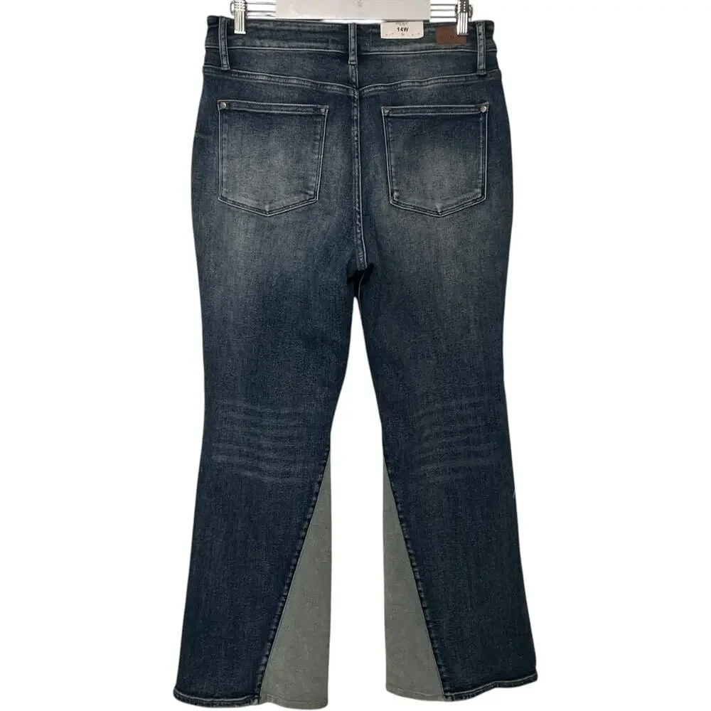 NWT Judy Blue Mid Rise Flare Jeans Contrast Panel Bell Bottoms Size 14W - Picture 5 of 16